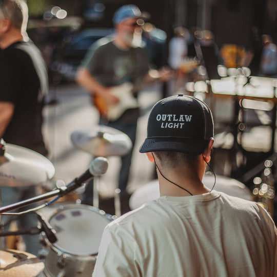 Outlaw Light Trucker Hat: Black/Charcoal